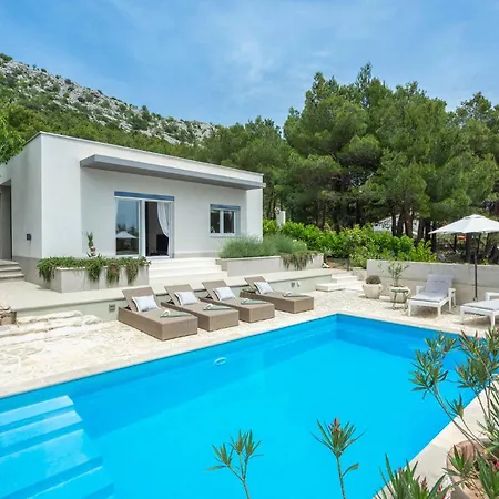 Vakantiehuis Put Svjure Croatia